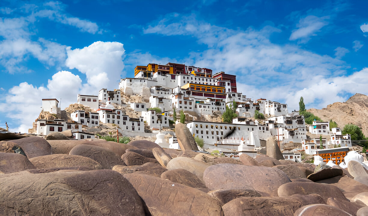 Leh Ladakh | 7 Days trip - Srinagar- Leh Ladakh Leh Ladakh | 7 Days trip - Srinagar- Leh Ladakh